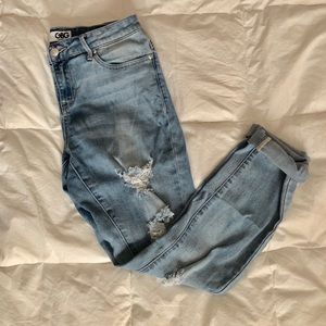 Distressed Skinny jean